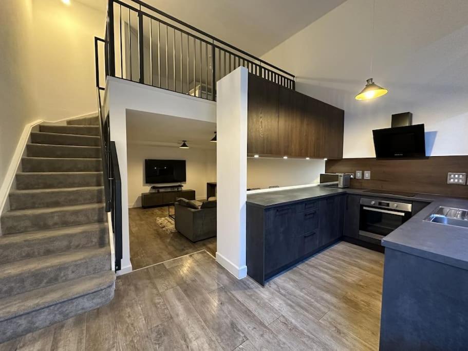 Luxurious 1-Bedroom With Parking Birmingham Luaran gambar