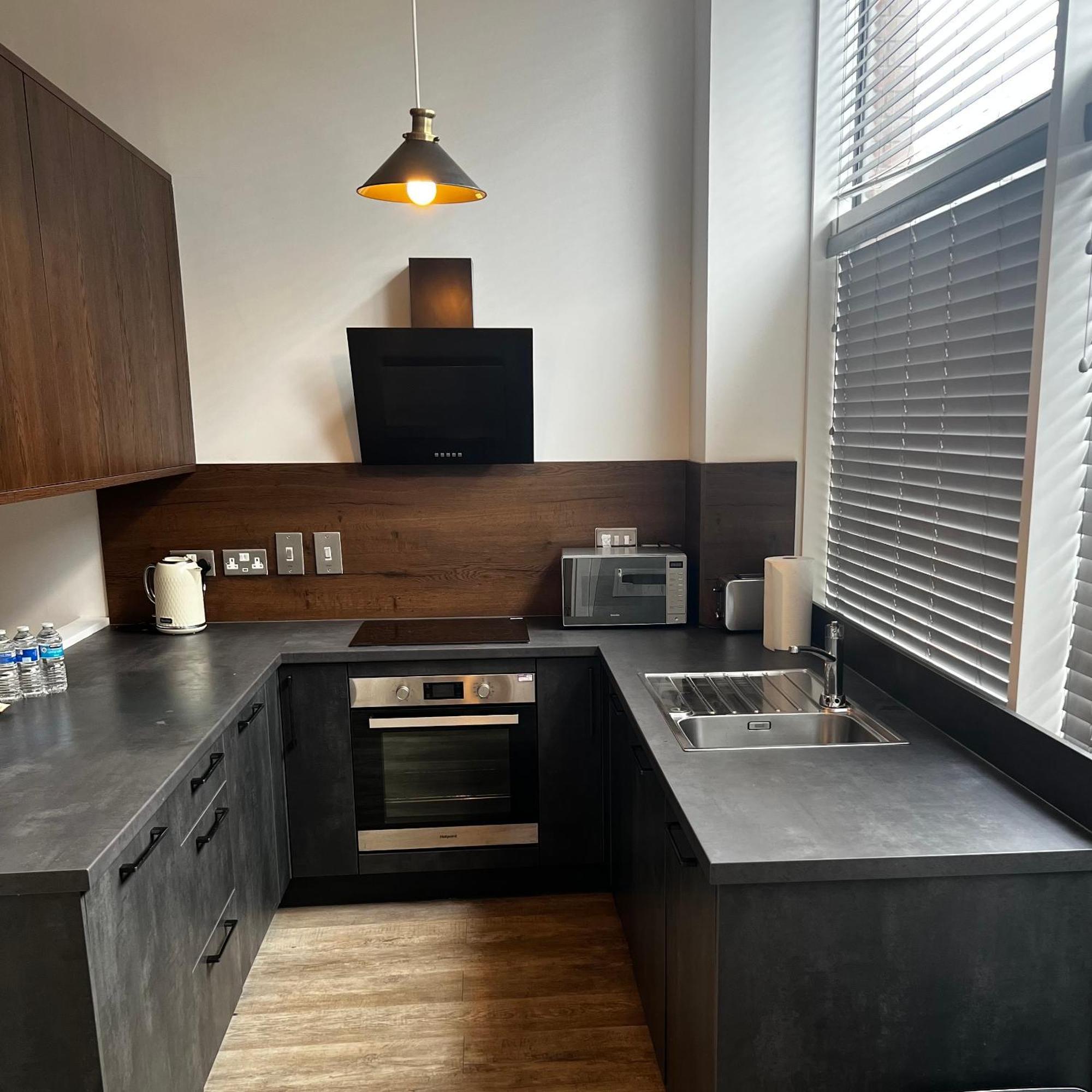 Luxurious 1-Bedroom With Parking Birmingham Luaran gambar
